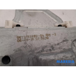 Peugeot - 2008 - Fenstermechanik 4-türig rechts hinten