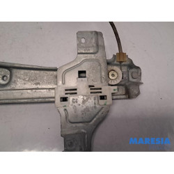 Peugeot - 2008 - Fenstermechanik 4-türig rechts hinten