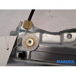 Peugeot - 2008 - Fenstermechanik 4-türig rechts hinten