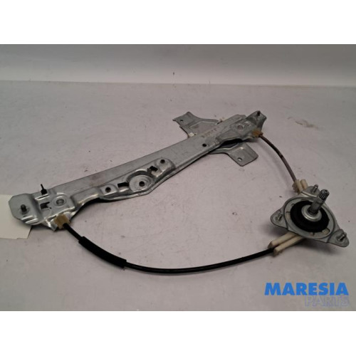 Peugeot - 2008 - Fenstermechanik 4-türig rechts hinten