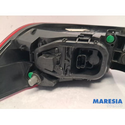 Renault - Clio - Taillight, left