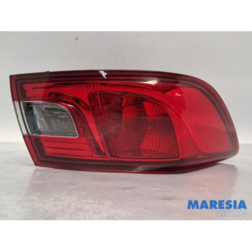 Renault - Clio - Taillight, left