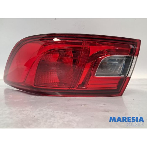Renault - Clio - Taillight, right