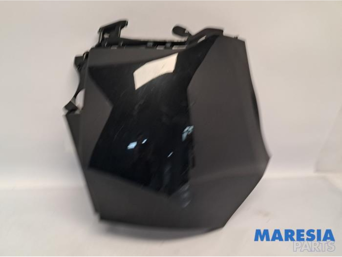 Peugeot - 2008 - Stoßstangenteil links hinten