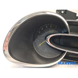Renault - Clio - Instrument panel