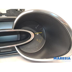 Renault - Clio - Instrument panel