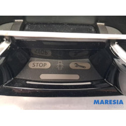 Renault - Clio - Instrument panel