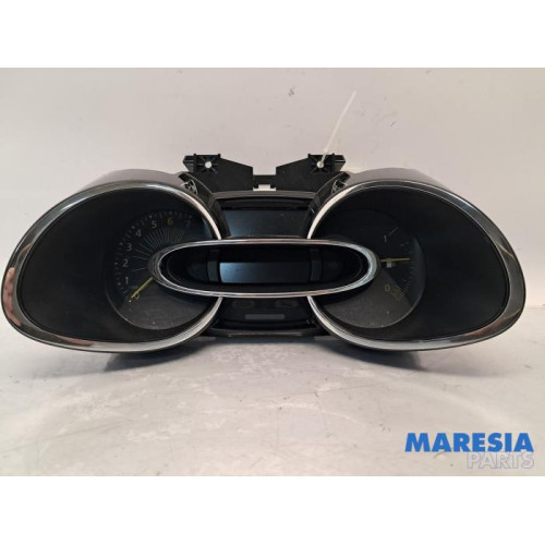 Renault - Clio - Instrumentenbrett