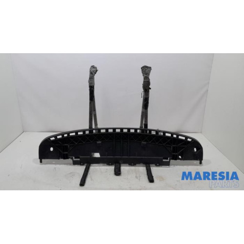 Renault - Kangoo - Pare-chocs plaque inférieure