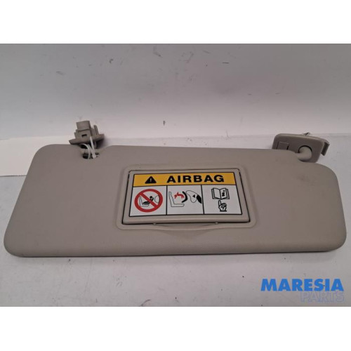 Renault - Clio - Sonnenblende