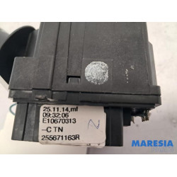 Renault - Clio - Wiper switch