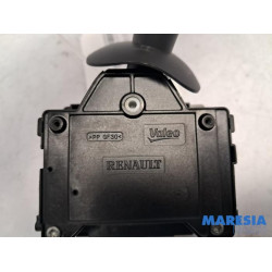 Renault - Clio - Wiper switch