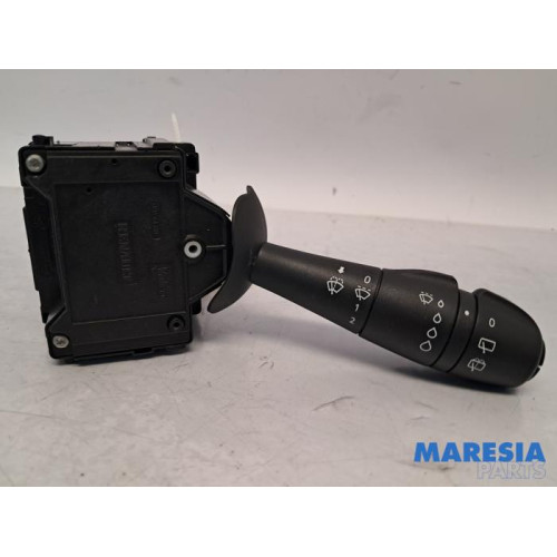 Renault - Clio - Scheibenwischer Schalter