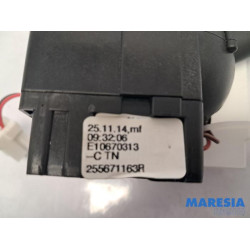 Renault - Clio - Commutateur feu clignotant