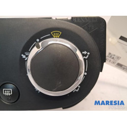 Renault - Clio - Heater control panel