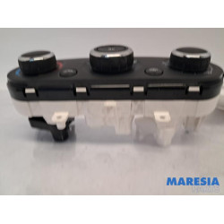 Renault - Clio - Heater control panel