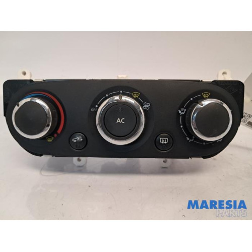 Renault - Clio - Heizung Bedienpaneel