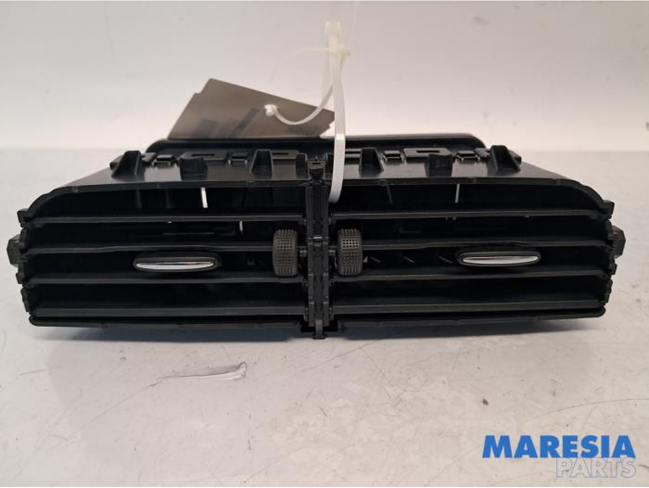 Renault - Clio - Grille aération tableau de bord