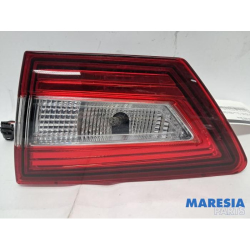 Renault - Clio - Taillight, right
