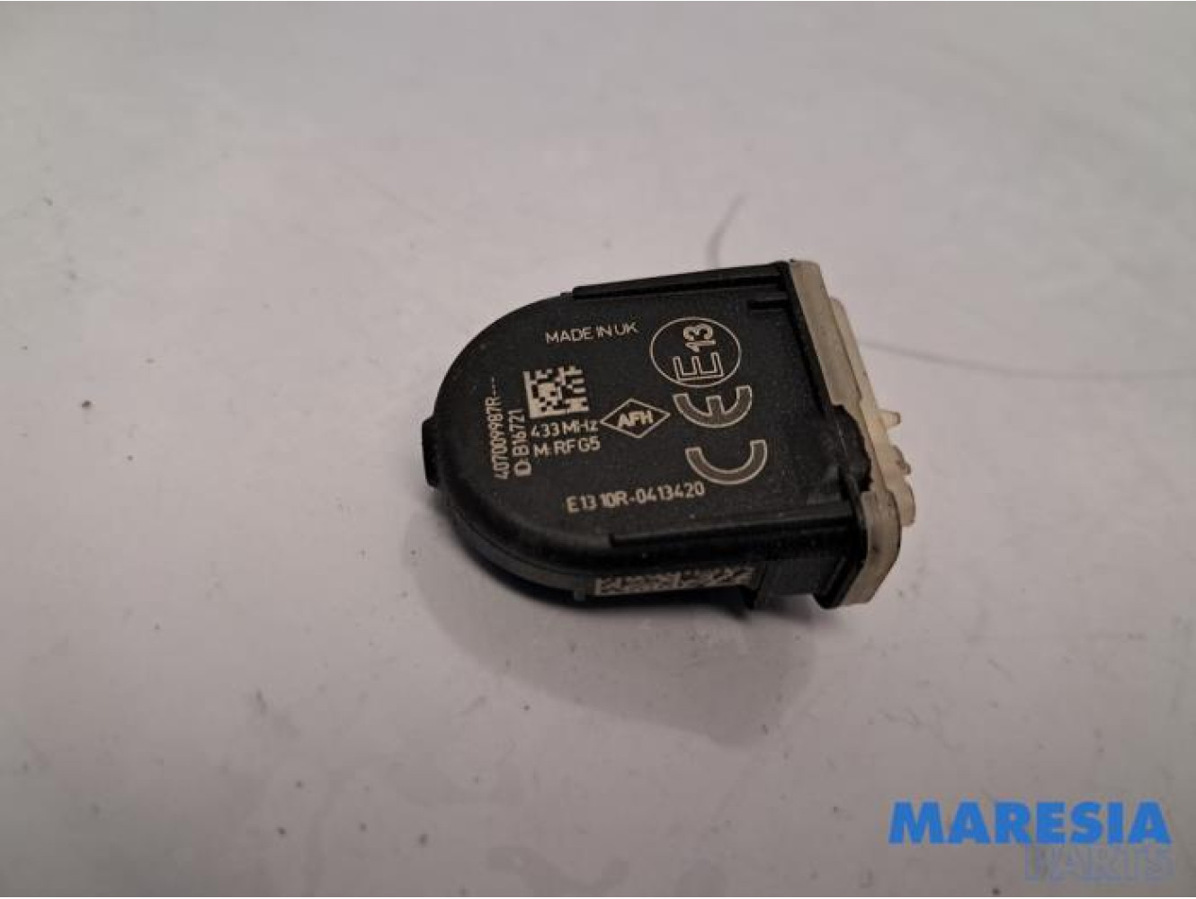Renault - Clio - Tyre pressure sensor