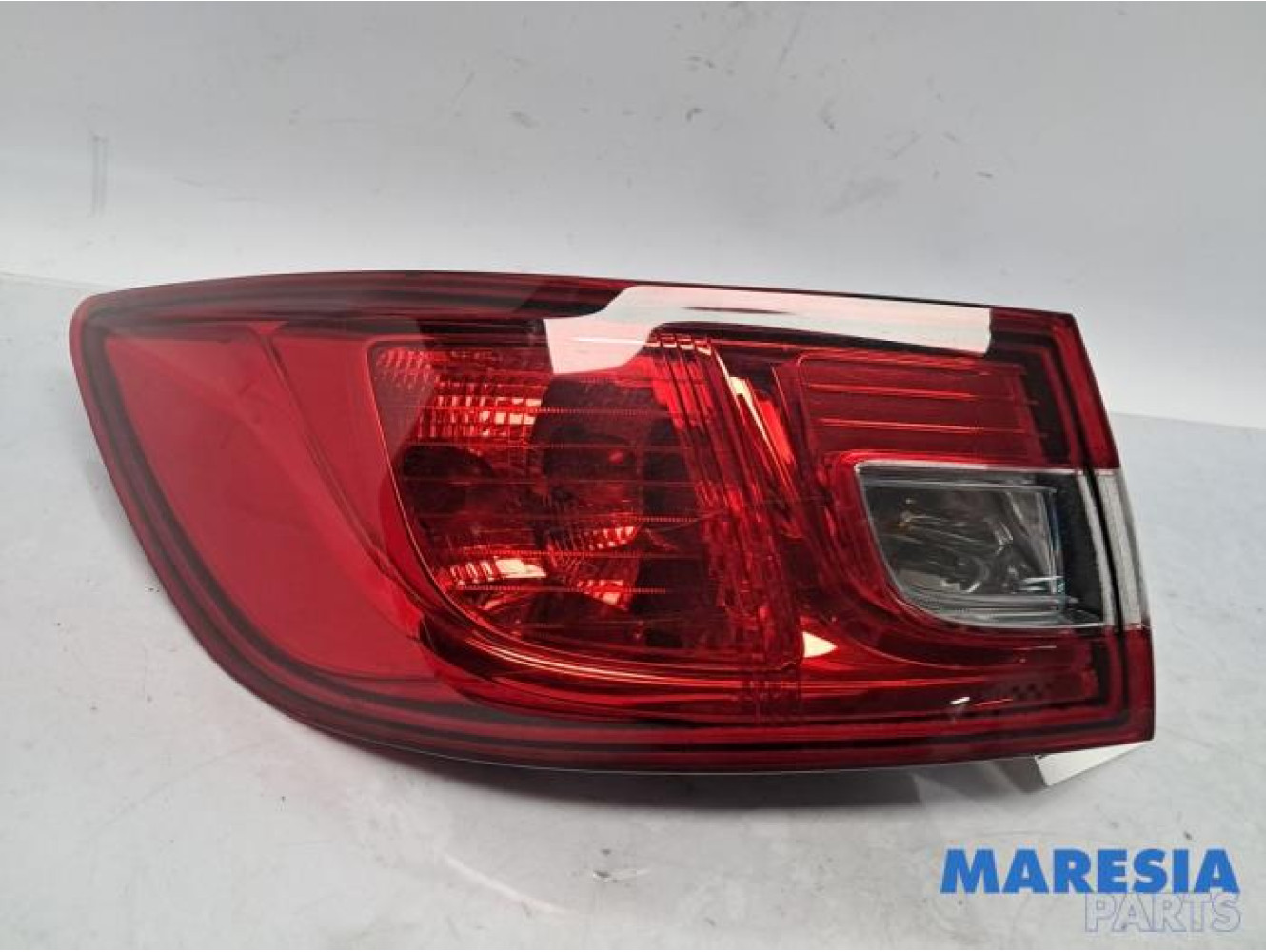 Renault - Clio - Achterlicht links