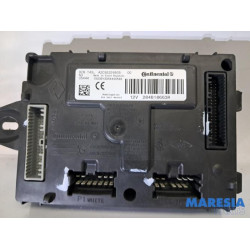 Renault - Clio - Engine management computer