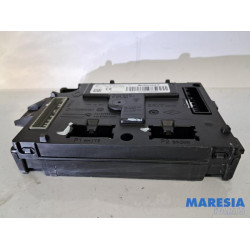 Renault - Clio - Engine management computer