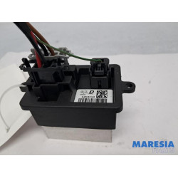Renault - Clio - Heater resistor