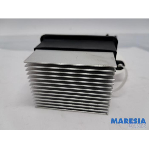 Renault - Clio - Heater resistor