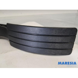 Renault - Clio - Accelerator pedal