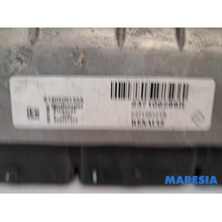 Renault - Megane - Engine management computer
