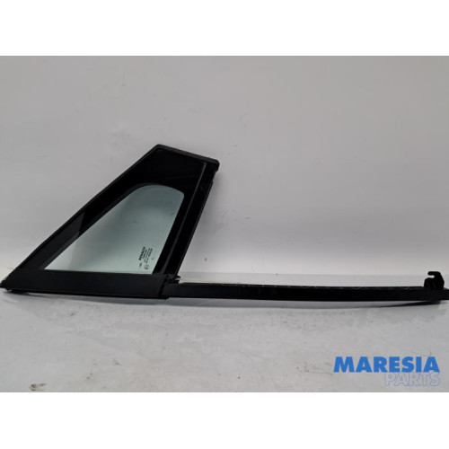 Renault - Clio - Vitre triangulaire avant droite