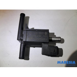 Renault - Clio - Turbo pressure regulator