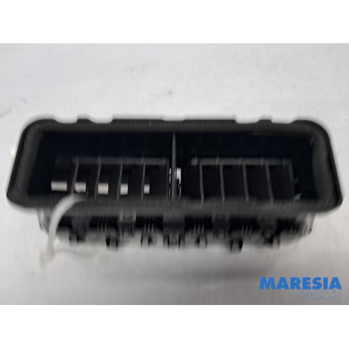 Renault - Clio - Grille aération tableau de bord