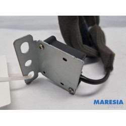 Renault - Clio - GPS Antenne