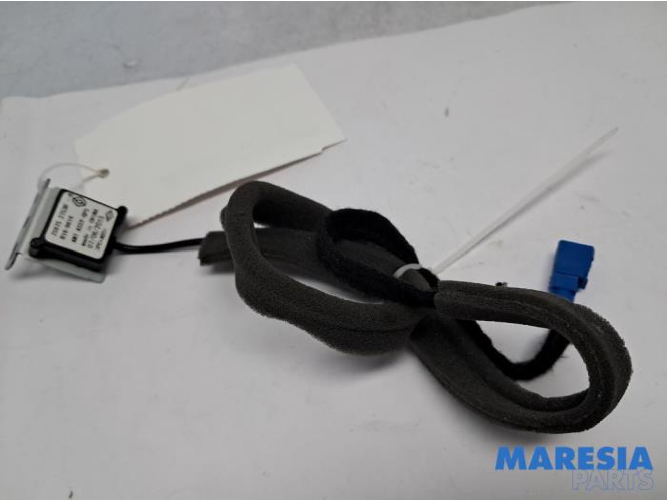 Renault - Clio - GPS Antenne