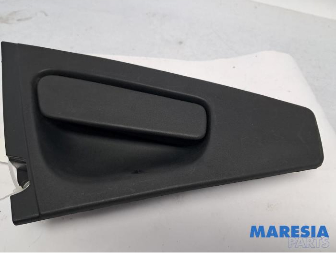 Renault - Clio - Portiergreep 4Deurs links-achter