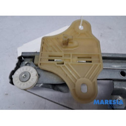 Renault - Clio - Rear door window mechanism 4-door, right