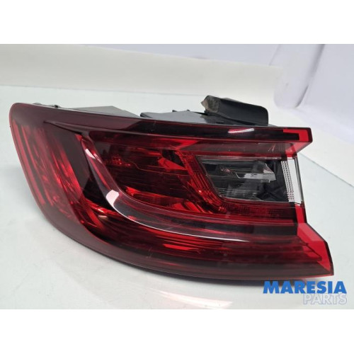 Renault - Megane - Feu arrière gauche
