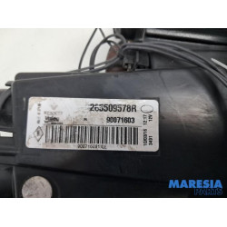 Renault - Megane - Feu arrière droit