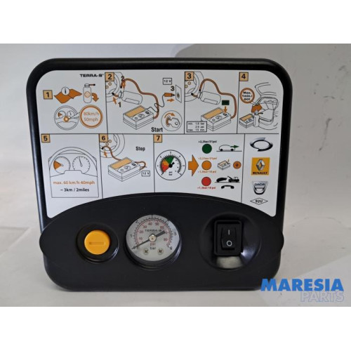 Renault - Clio - Reifenpumpe