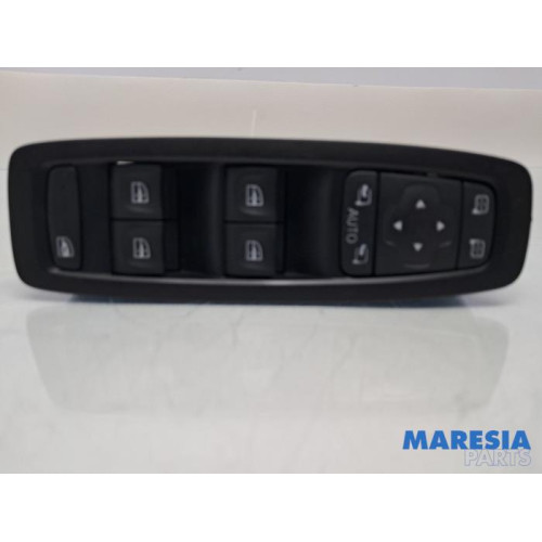 Renault - Megane - Combischakelaar ramen