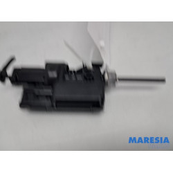 Renault - Megane - Tankklep Vergrendelingsmotor