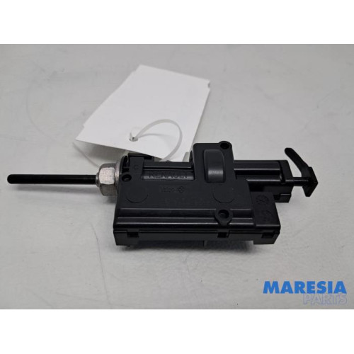 Renault - Megane - Tankklep Vergrendelingsmotor