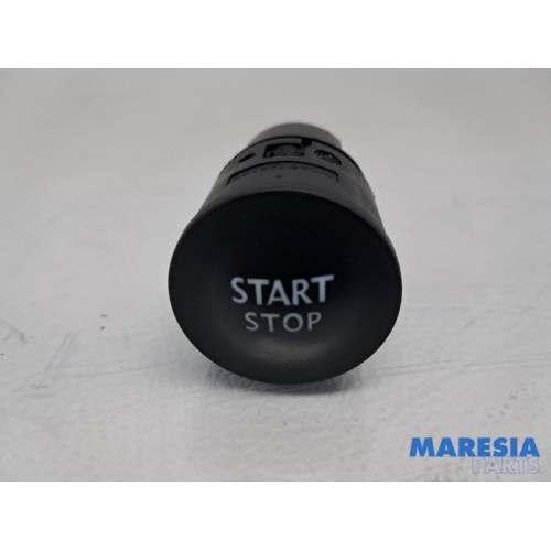Renault - Megane - Start/Stop schakelaar
