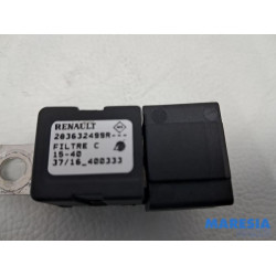 Renault - Megane - Antenne Versterker