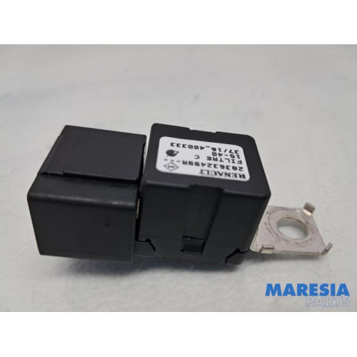 Renault - Megane - Antenne Versterker