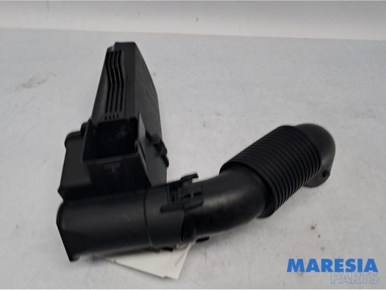 Peugeot - 2008 - Resonance housing