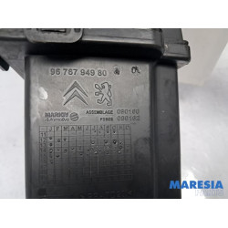 Peugeot - 2008 - Resonance housing