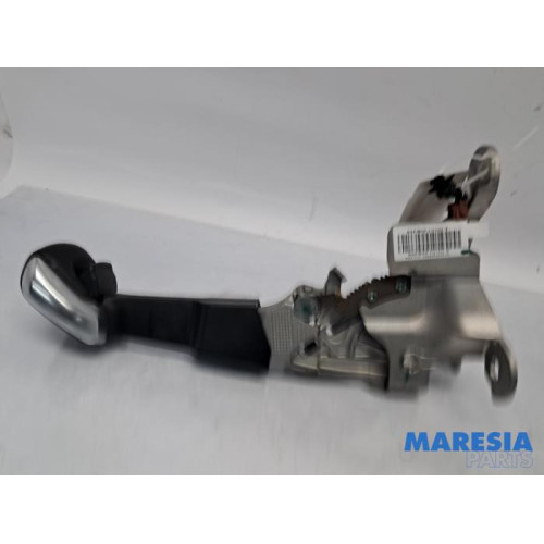 Peugeot - 2008 - Handbremse Mechanik